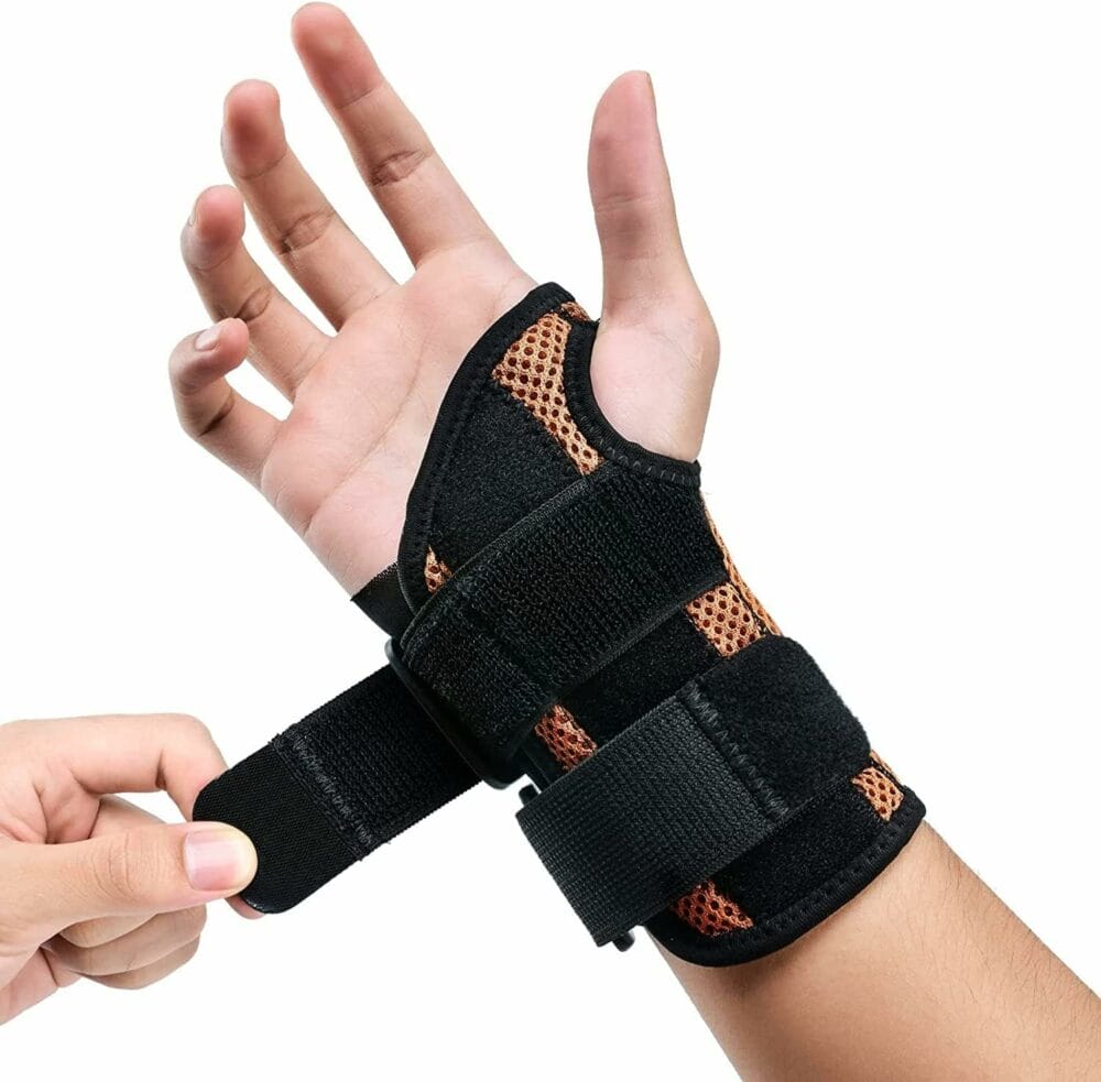 ABYON Copper Carpal Tunnel Wrist Brace, Wrist Support for Arthritis,Tendonitis, Sprain, Repetitive Strain, Night Sleep Wrist Splint for Men and Women Fits RightLeft Hand